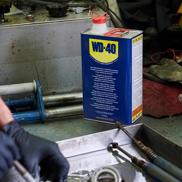 WD-40 Universale Multifunzione Tanica LT5 - WD-40 - Immagine 5